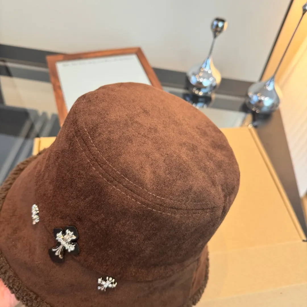💰100¥ Croxin new wool bucket hat, foldable